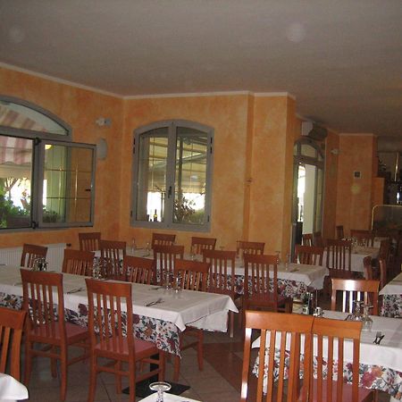 Albergo Ristorante Sterlina Grizzana エクステリア 写真