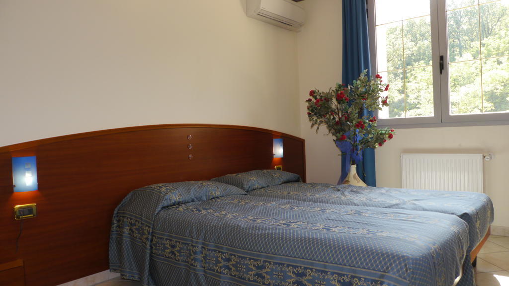 Albergo Ristorante Sterlina Grizzana 部屋 写真