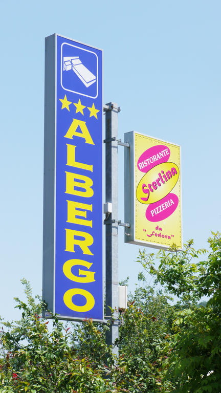 Albergo Ristorante Sterlina Grizzana エクステリア 写真